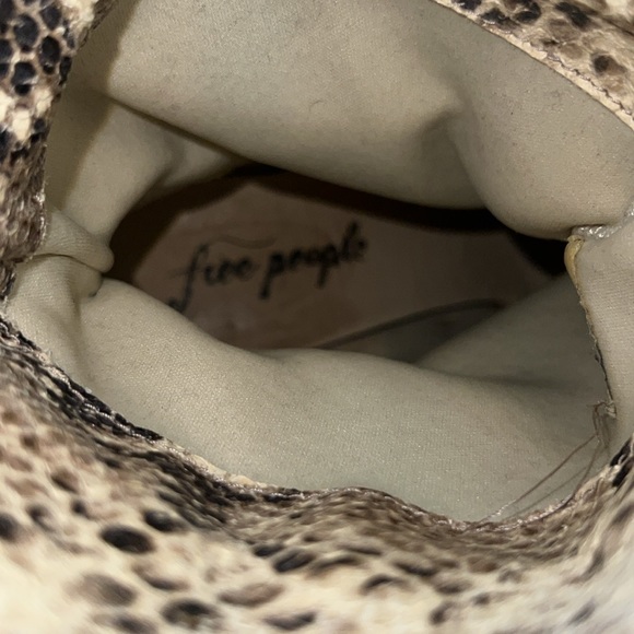 Free People Adella taupe boots Python snakeskin - Picture 4 of 6
